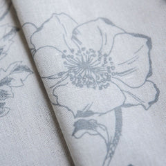 Cortina e Drapeado Personalizado Adalee em Linho Floral Marfim Transparente Cortina e Drapeado Personalizado Adalee em Linho Floral Marfim Transparente