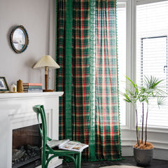 Rideau sur mesure bohème à franges, tamisant la lumière, motif vichy vert Araya Rideau sur mesure bohème à franges, tamisant la lumière, motif vichy vert Araya