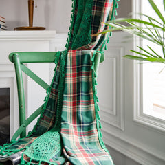 Rideau sur mesure bohème à franges, tamisant la lumière, motif vichy vert Araya Rideau sur mesure bohème à franges, tamisant la lumière, motif vichy vert Araya