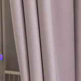 Cortina Personalizada Briana Roxa Veludo Jacquard Opaca e Acústica