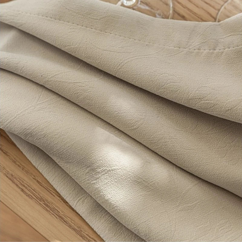 Taupe Taupe