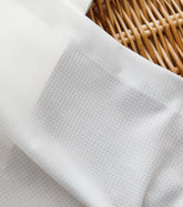 Cortina Personalizada Leah White em Gaze Metálica Transparente para Privacidade