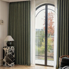 Rideaux occultants thermiques en chenille rubis vert avec bordure noire Rideaux occultants thermiques en chenille rubis vert avec bordure noire