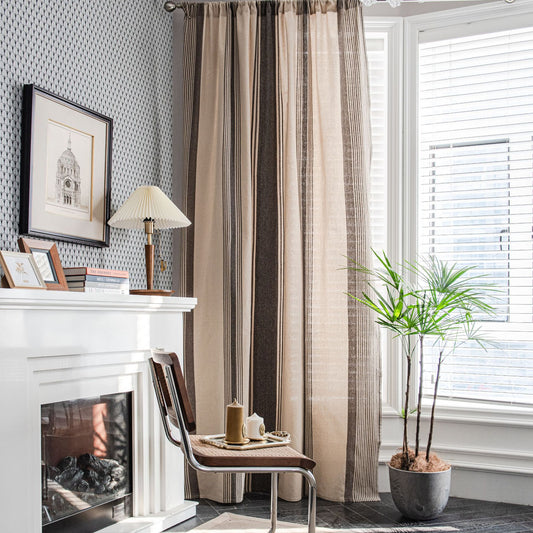 The Ultimate Guide to Curtains for a Stylish Living Room