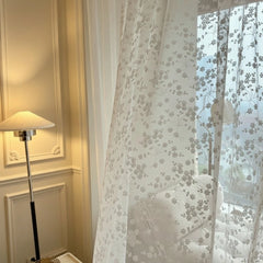 Cortina de voile transparente personalizada com bordado Dagny Meadow