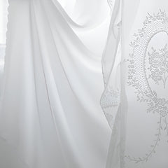 Maxine Zweilagiger, durchsichtiger, individuell gestalteter Vorhang mit floraler Spitze