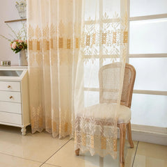 Maya Golden Leaf bestickter transparenter Vorhang mit Spitzenabschluss  