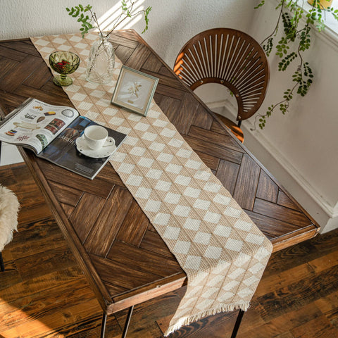 Meilani Geometric Table Runner